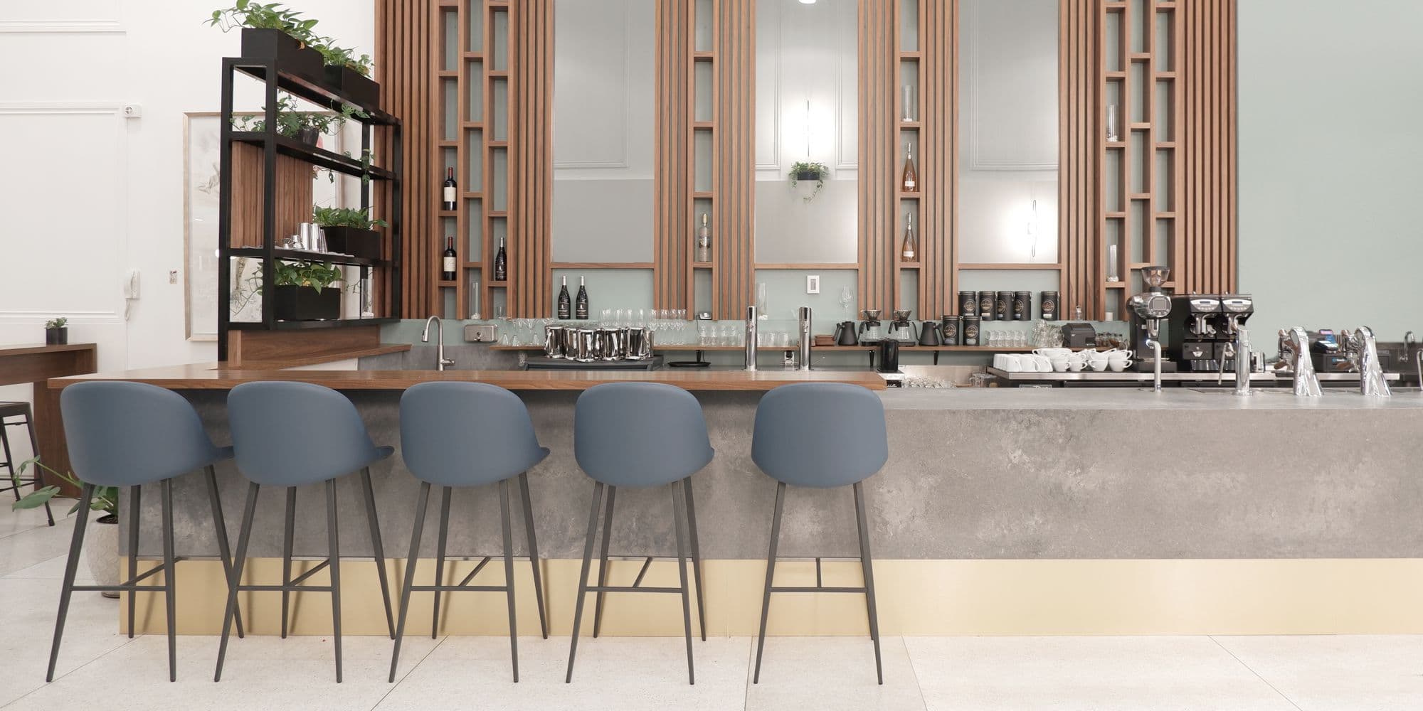 Immagine di copertina di Trend arredamento Horeca 2023, la ristorazione del futuro