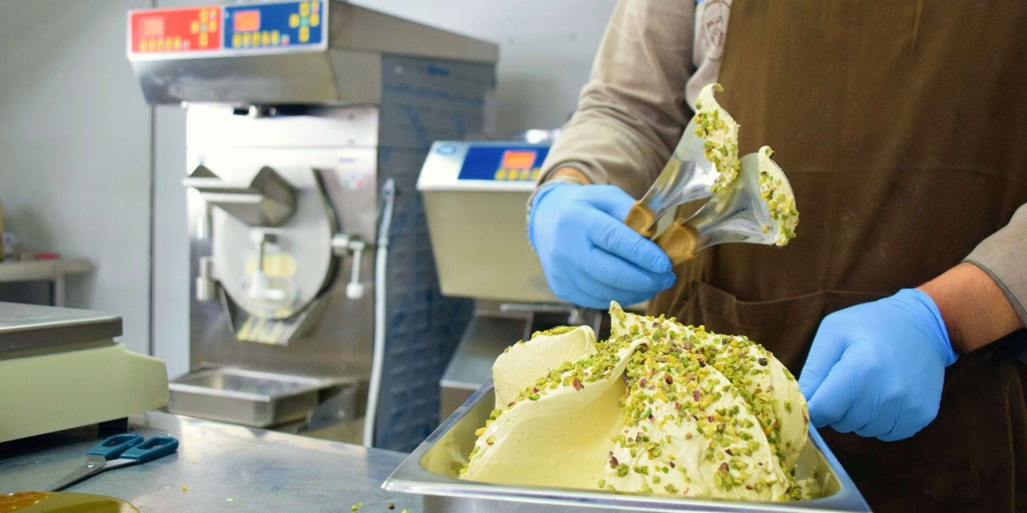 Immagine di copertina di Attrezzature professionali per la tua gelateria artigianale: quali scegliere